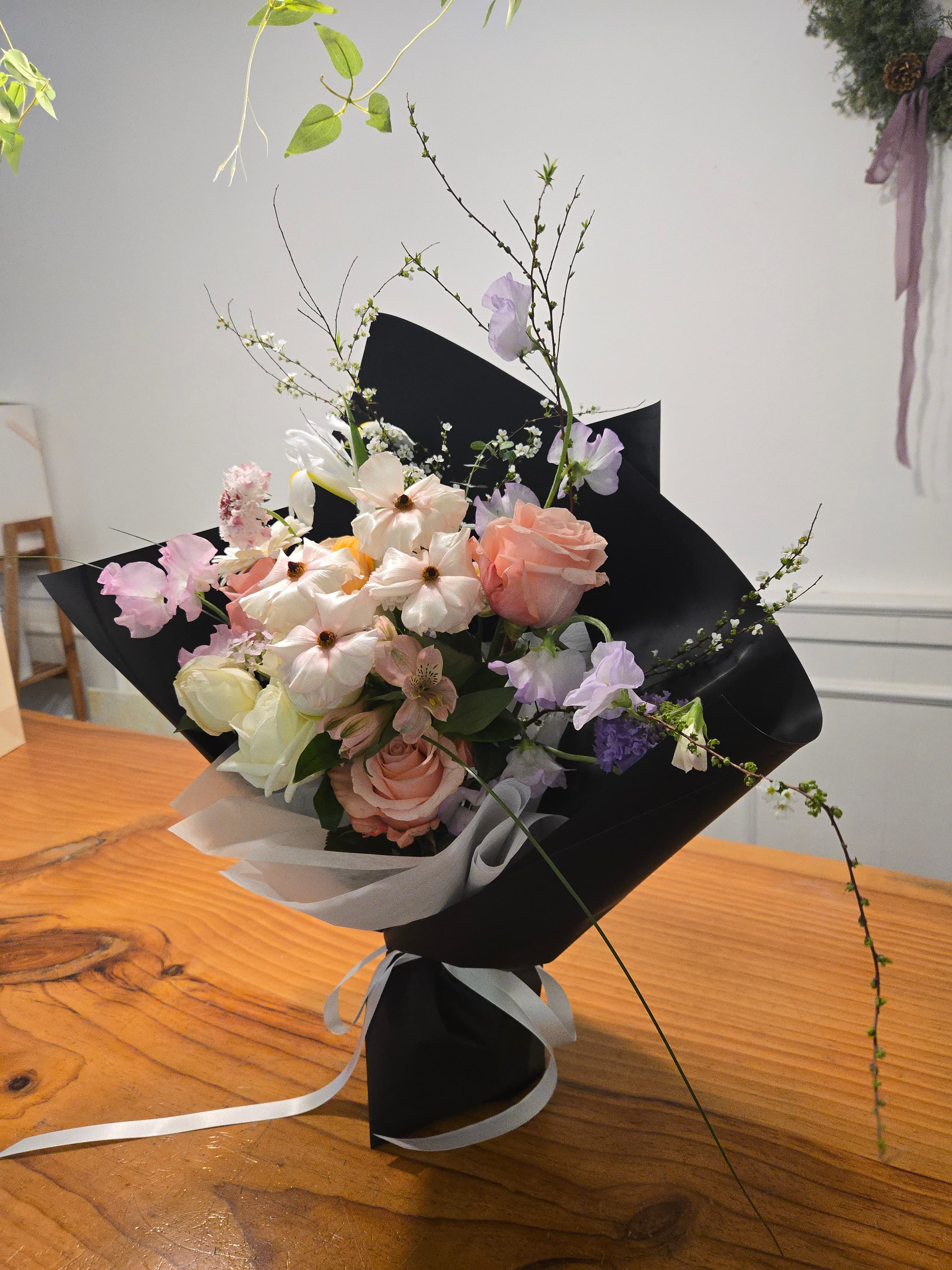 Neobella custom bouquet gallery image 2