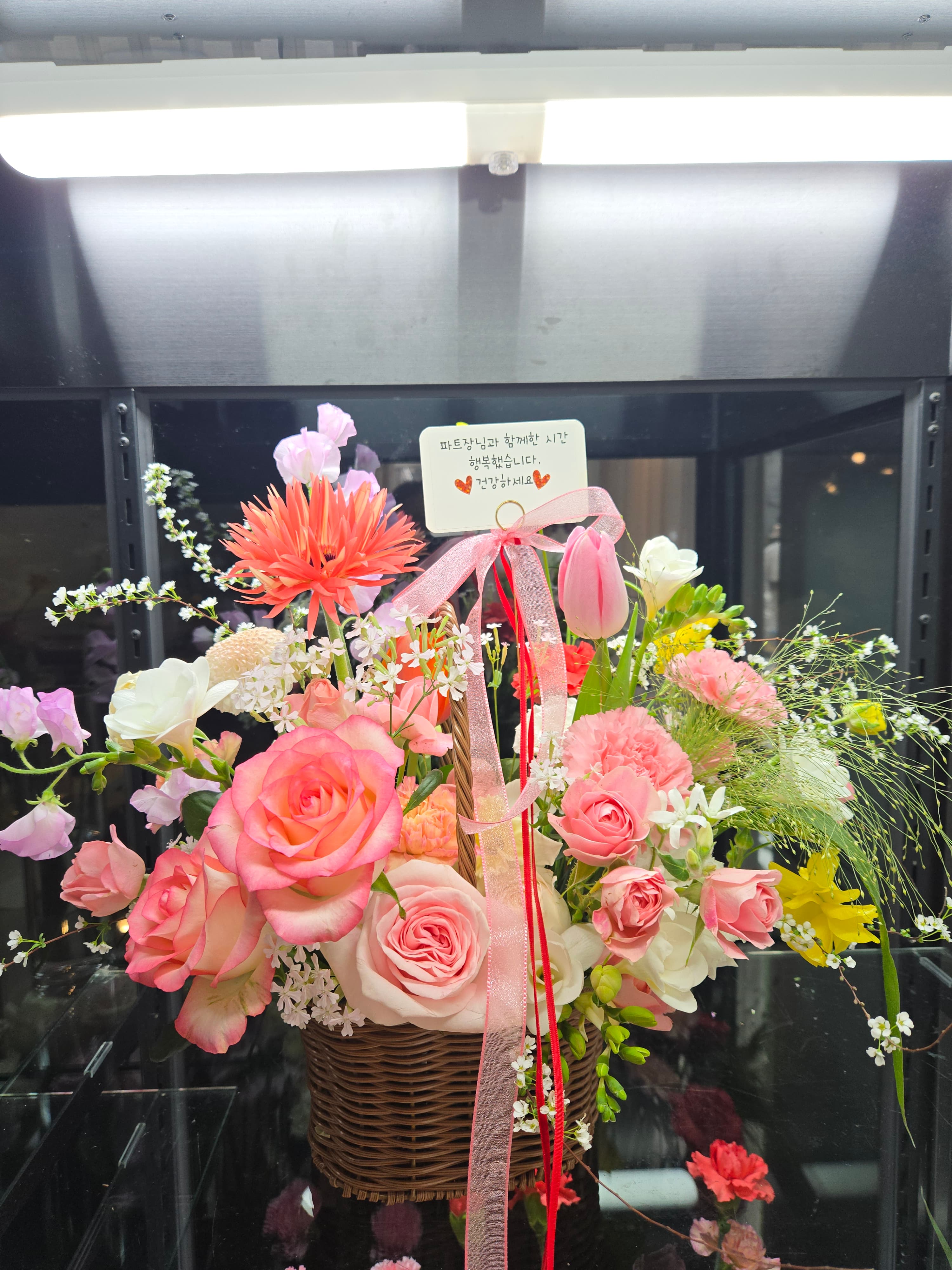 Neobella custom bouquet gallery image 4